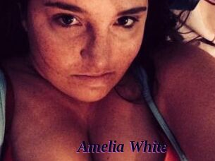 Amelia_White