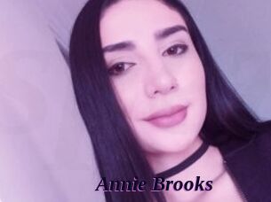 Annie_Brooks
