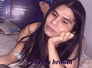 Allyka_browm