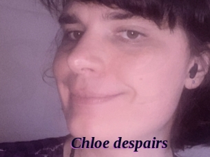 Chloe_despairs