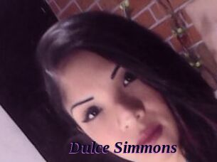 Dulce_Simmons