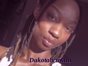 Dakotabrownn