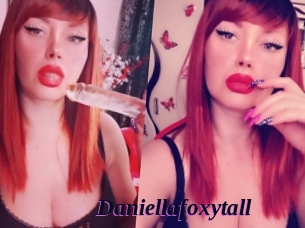 Daniellafoxytall