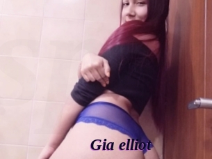 Gia_elliot