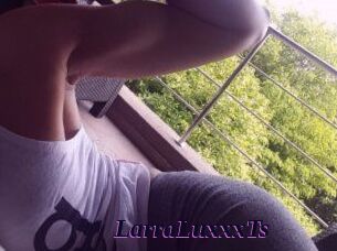 LarraLuxxxTs