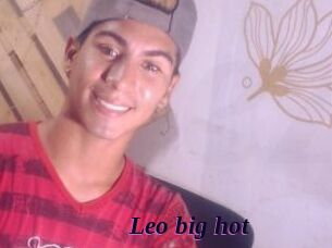 Leo_big_hot