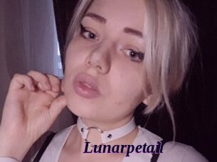 Lunarpetail