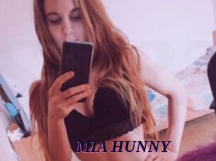 MIA_HUNNY