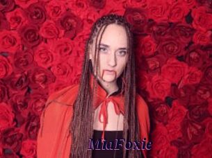 MiaFoxie