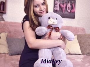 MiaVey