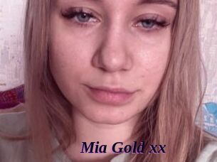 Mia_Gold_xx