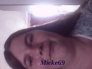 Mieke69