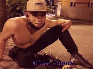 Mikee_Jonnes