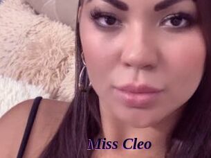 Miss_Cleo