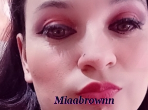 Miaabrownn