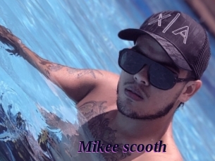 Mikee_scooth