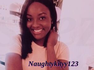 Naughtykityy123