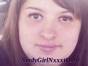 NerdyGirlNxxxtDoor