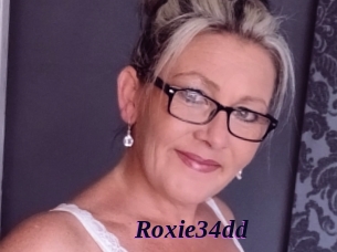 Roxie34dd