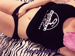 Sexyblondie19