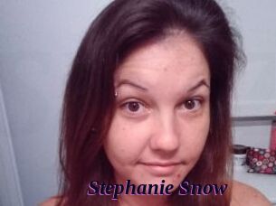 Stephanie_Snow