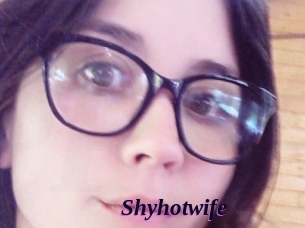 Shyhotwife