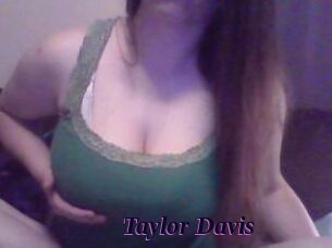 Taylor_Davis