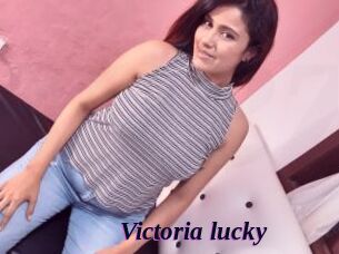 Victoria_lucky